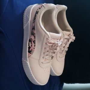 Puma sneakers